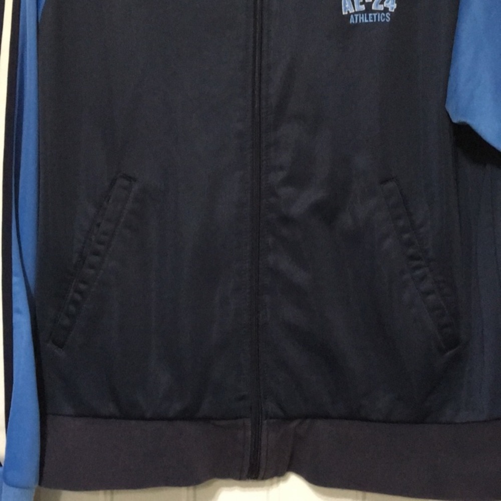 American Eagle athletics jacket - Picture 4 of 9